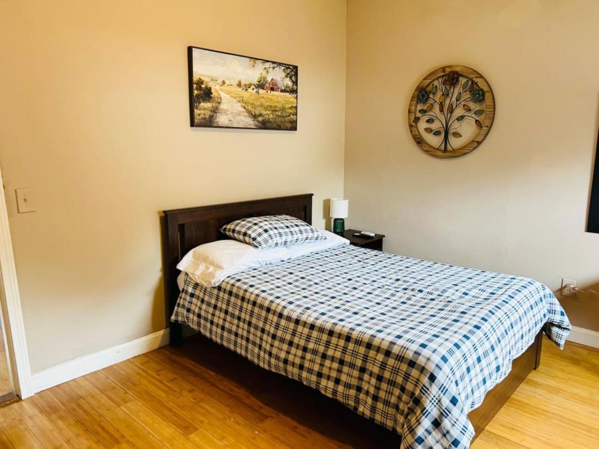 Nice Room Near Whole Foods, Brown University With Shared Bathroom And Kitchen Providence Exterior photo